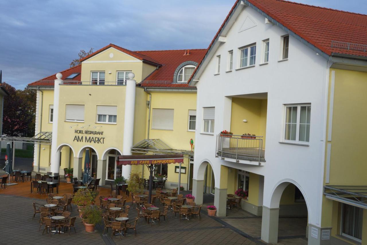 Warias Hotel & Restaurant Braunsbedra Buitenkant foto